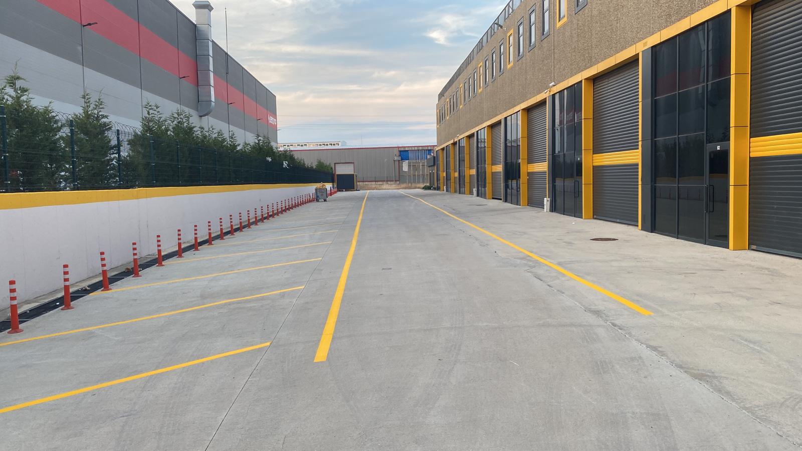 Otopark Çizgileri ve Delinatör Uygulaması